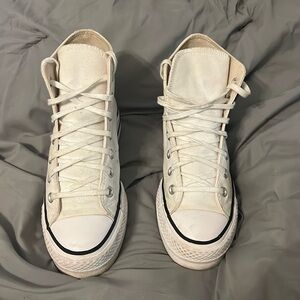 women’s white platform converse
